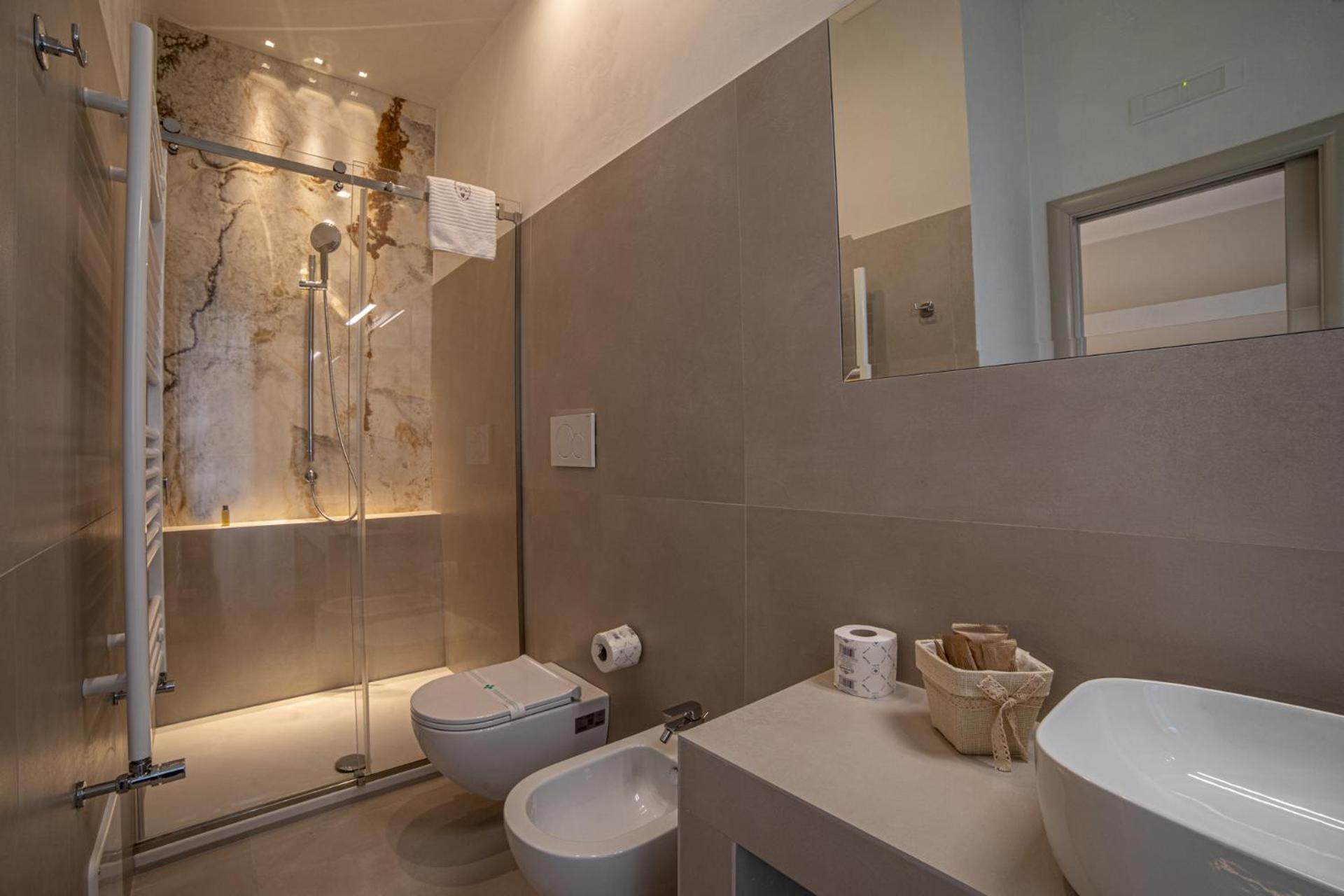 Bebio Rooms Trani Exterior photo
